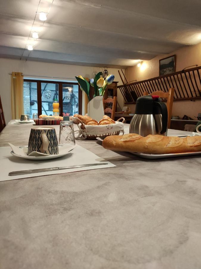 Bed and Breakfast La Ferme Du Grand Faubourg Pont-de-Vaux Esterno foto