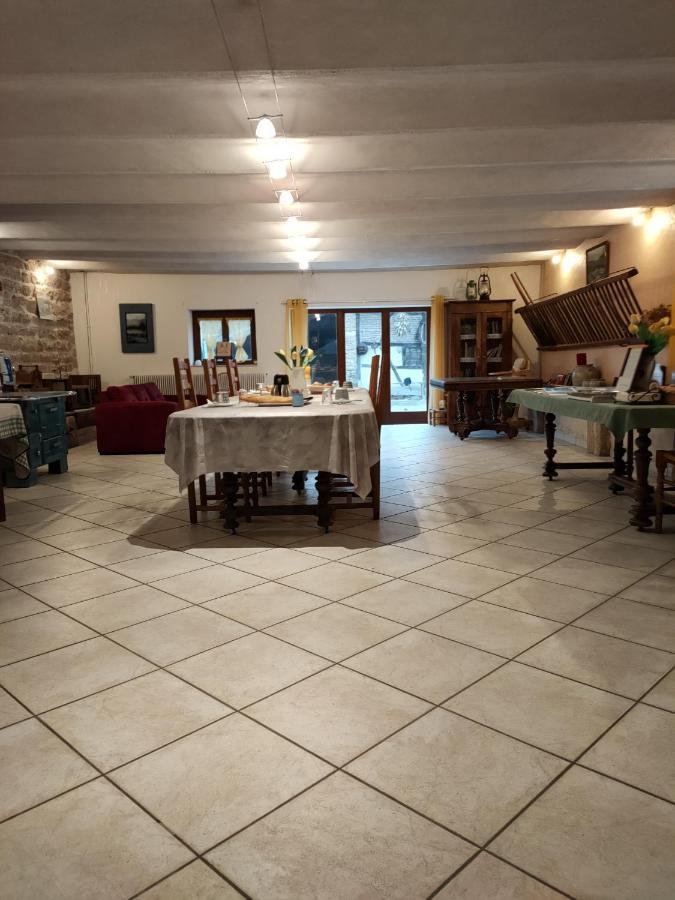 Bed and Breakfast La Ferme Du Grand Faubourg Pont-de-Vaux Esterno foto