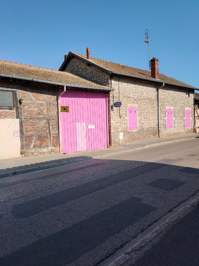Bed and Breakfast La Ferme Du Grand Faubourg Pont-de-Vaux Esterno foto